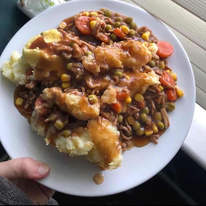 photo of Tesco Plant Chef Meat Free Mince Pea Protein and Lightly Seasoned Mushrooms shared by @elizabethbourn on  29 Oct 2020 - review