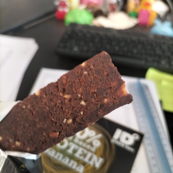 photo of ID 100% plant based protein banana bar shared by @raffa70s70 on  28 Nov 2022 - review