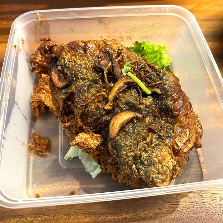 photo of Greenland Vegetarian Restaurant Deep Fried Veggie Fish In Soya Sauce shared by @lynnyap8888 on  13 Feb 2022 - review