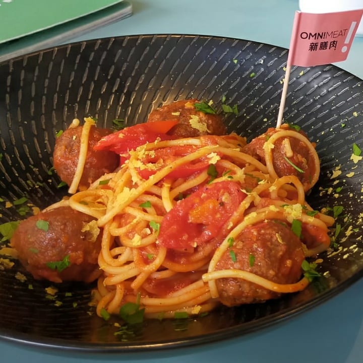 photo of Green Common Singapore Meatless Meatballs Arabiatta shared by @fourdollars on  30 Nov 2021 - review