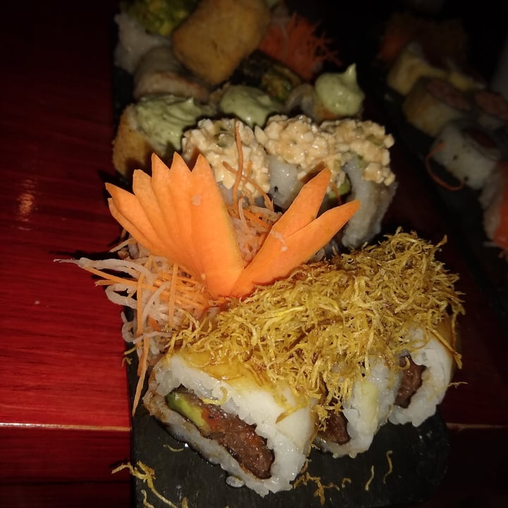 photo of SushiClub Las Cañitas Sushi vegan, Combinado De Varias Piezas. shared by @dairizz on  28 Jan 2022 - review