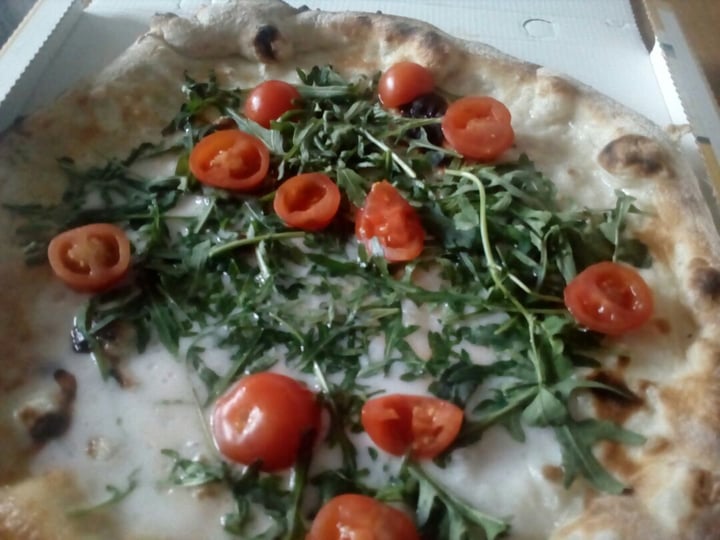 photo of Pizzeria Del Ponte Pizza Vegana shared by @elisabettap on  16 Apr 2020 - review