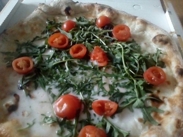 review photo of Pizzeria Del Ponte Pizza Vegana shared by @elisabettap on 16 Apr 2020 - review