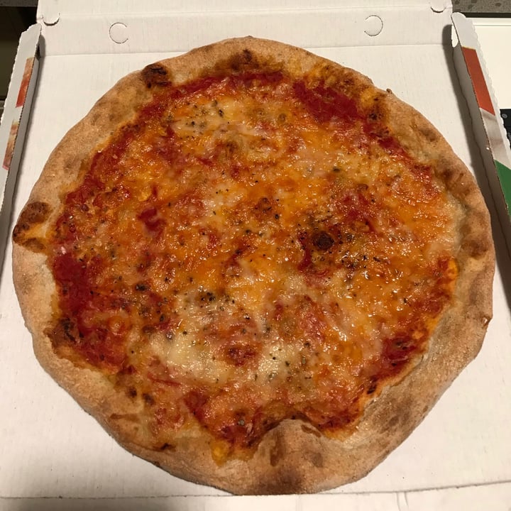 photo of Rifugio Romano Vegan Pizza shared by @lodovica on  03 Jun 2021 - review