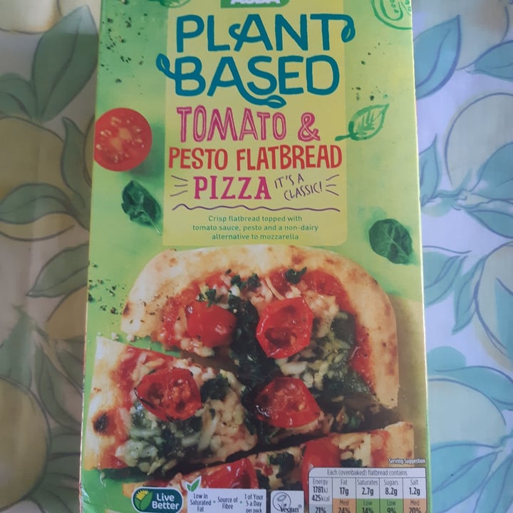 photo of ASDA ASDA Plant Based Vegan Tomato & Pesto Flatbread Pizza shared by @verity on  16 Sep 2021 - review