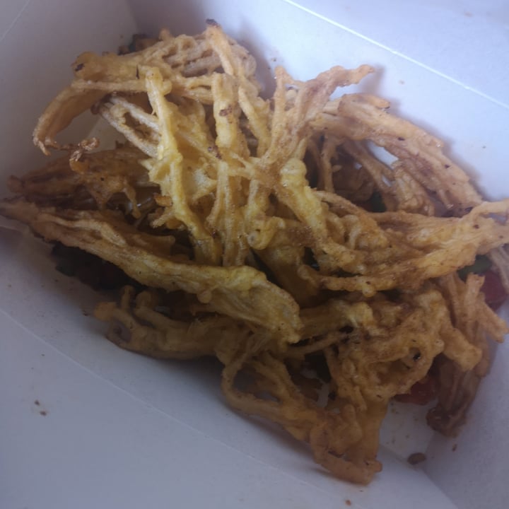 photo of Puti Vegan Cafe Salt and Pepper Enoki Mushrooms shared by @sweetsoy on  27 Jul 2020 - review