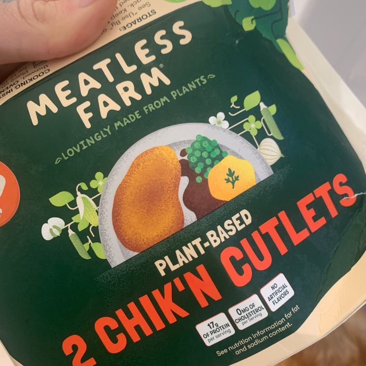 photo of Meatless Farm Plant-based Breaded Chicken Cutlets shared by @kittyjones on  28 Feb 2022 - review