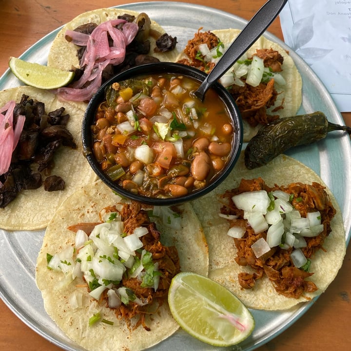 photo of Cascabel Taco platter shared by @kimberlyn on  30 Jun 2020 - review