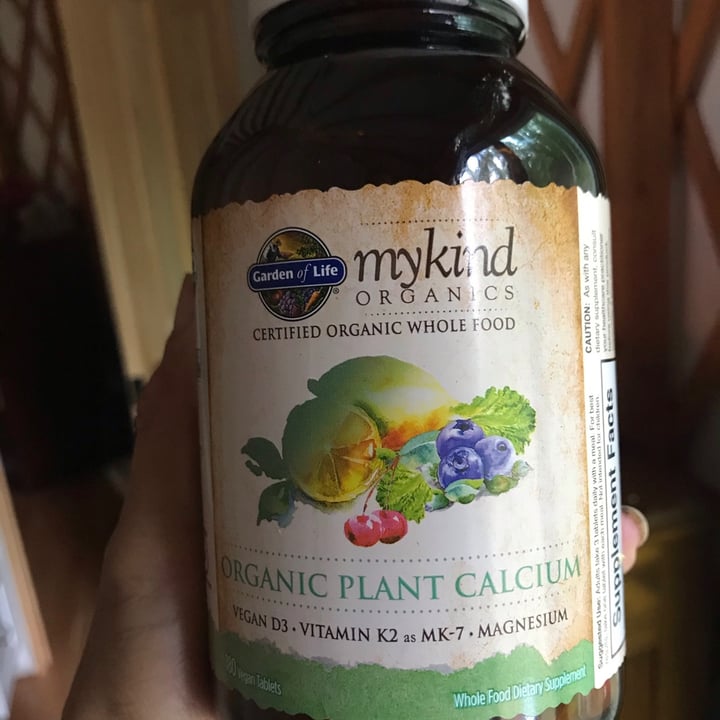 photo of Garden of Life Mykind Organic Plant Calcium shared by @lindalcarter8 on  15 Aug 2020 - review
