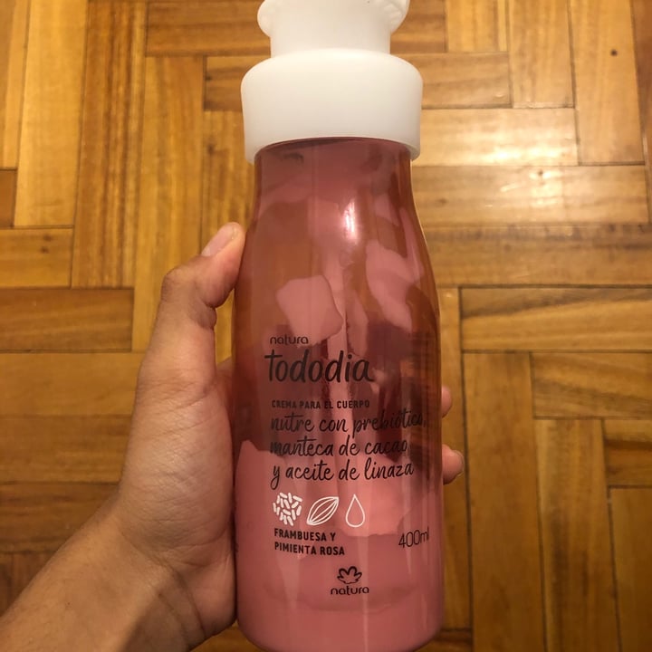 review photo of Natura Crema Todo Día Frambuesa y Pimienta Rosa shared by @venganeva on 01 Apr 2021 - review