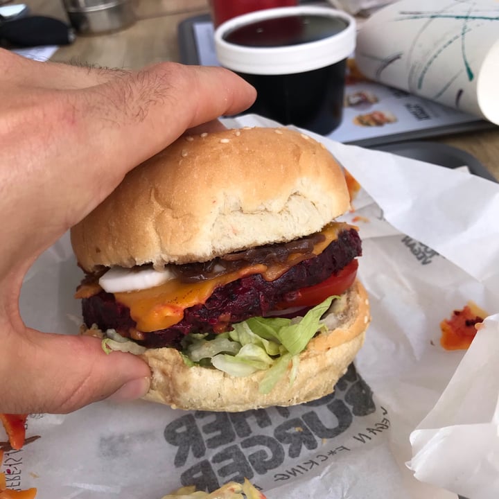 photo of Mother Burger Sorry not sorry shared by @joaoalmeida on  29 May 2021 - review
