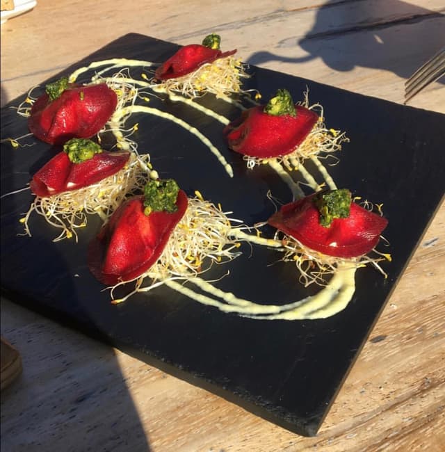 Photo of the dish “Raw beetroot raviloi”