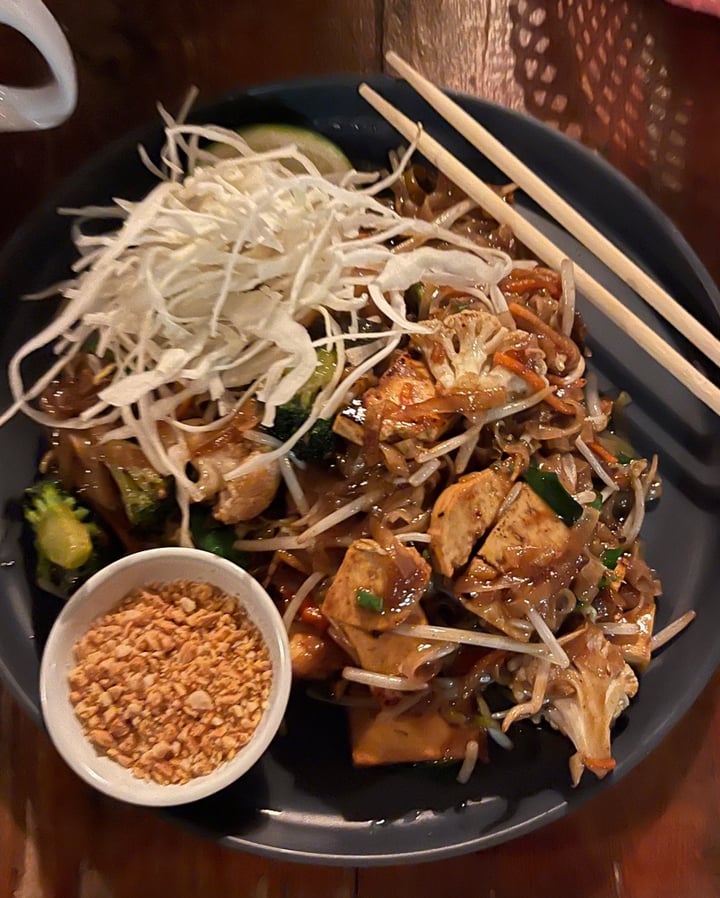 review photo of PAI Vegan Pad Thai shared by @alwayseatingvegan on 15 Mar 2022 - review