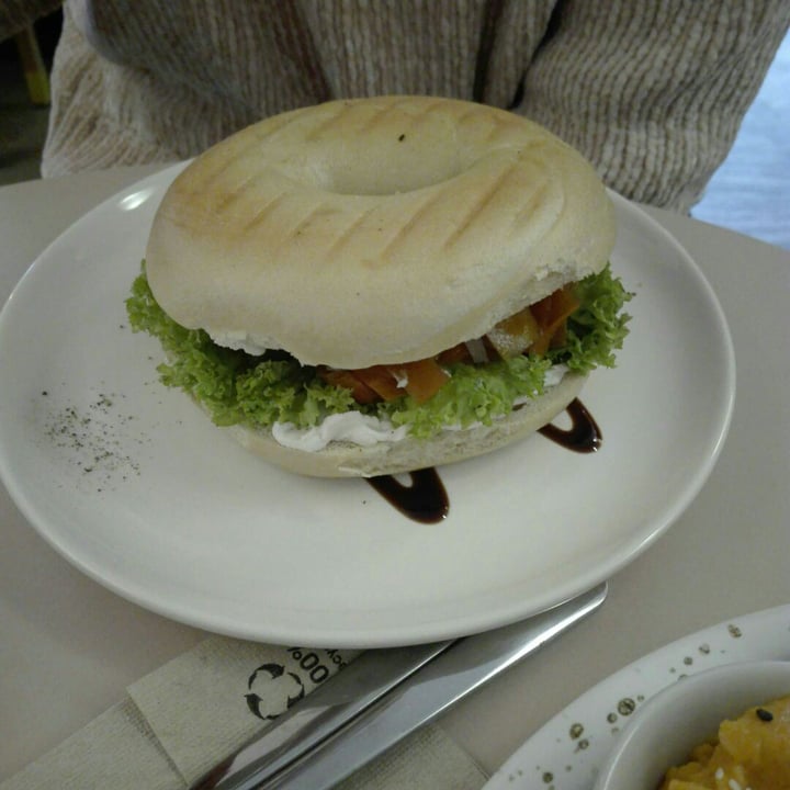 review photo of Plant Base Bagel 1 shared by @mrjonnyluck on 25 Jan 2020 - review