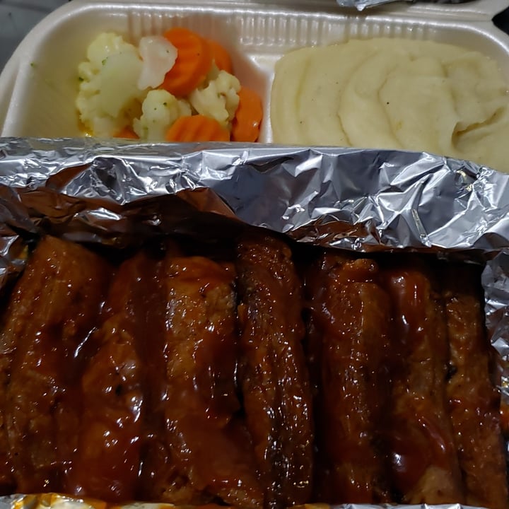 photo of Vegan Eats Bbq Strips shared by @katiardz on  24 Aug 2020 - review