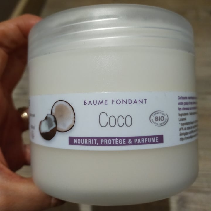 photo of Aroma-Zone Baume fondant Coco shared by @corsidicucinav on  22 Sep 2022 - review