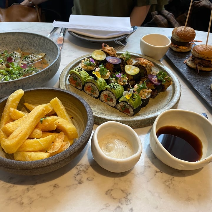 review photo of Holy Carrot Maki shared by @mrsbp on 20 Jun 2021 - review