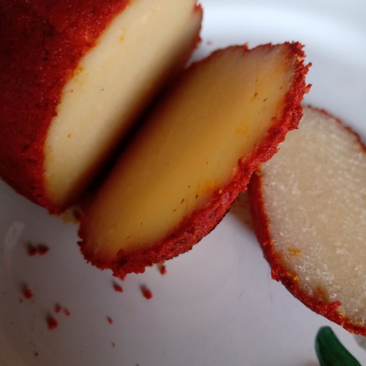review photo of Veganidades populares Queso Rojo shared by @manuinterlandi on 19 Apr 2021 - review
