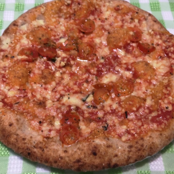 photo of Vemondo Pizza con Salsa di Pomodoro shared by @sofia94 on  13 Mar 2022 - review