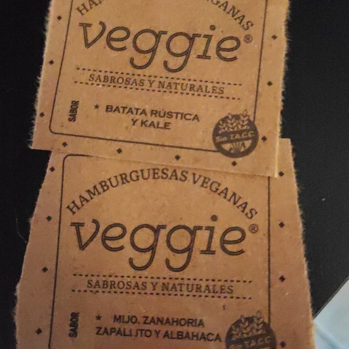 photo of Veggie Hamburguesa de mujo, zanahoria, zapallito y albahaca shared by @miliii on  09 Apr 2021 - review