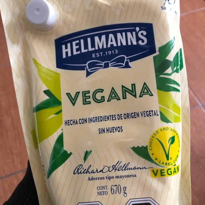 photo of Hellmann’s Hellman’s Vegan Mayonnaise shared by @ignii on  02 Sep 2020 - review