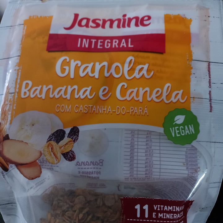 photo of Jasmine Granola integral maçã e canela shared by @bahbarel on  10 Jun 2022 - review