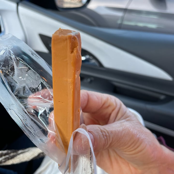 photo of Miyoko's Creamery Plant Milk Cheddar Sticks shared by @angelagaitan on  29 Dec 2021 - review