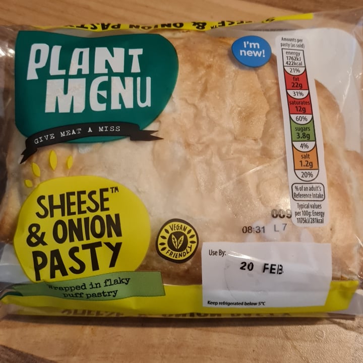 photo of Plant Menu Sheese and onion pasty shared by @vixpurple on  19 Feb 2021 - review