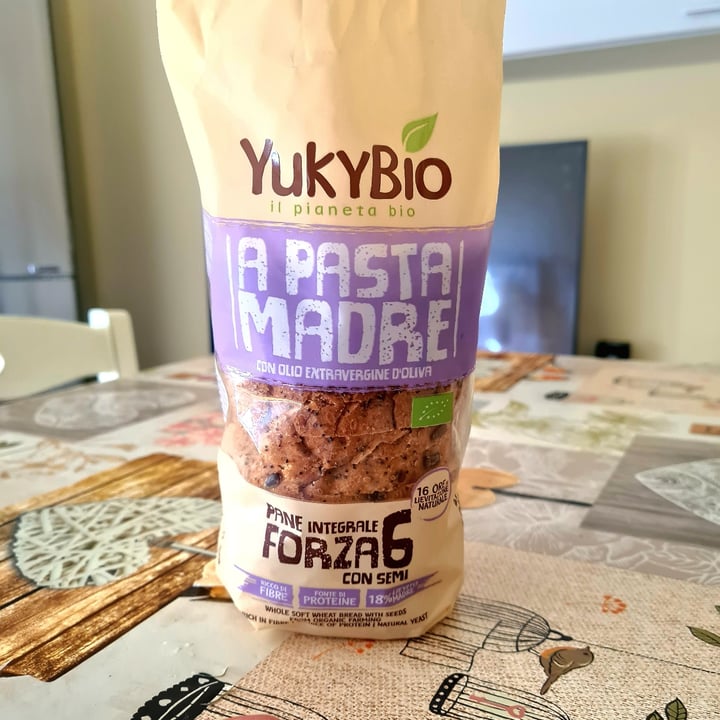 review photo of Yukybio Pane Integrale Con Semi shared by @lucia0684 on 16 Apr 2022 - review