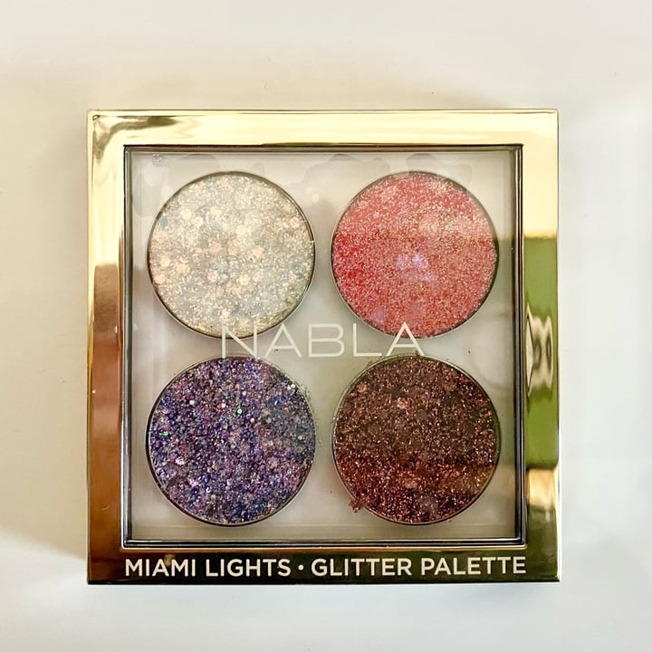 photo of Nabla Cosmetics Miami lights shared by @chiaraelisabetta on  28 Dec 2021 - review