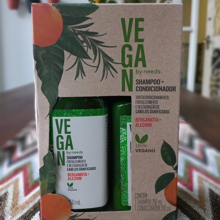 photo of Vegan by Needs Condicionador vegan By Needs shared by @cissaazeredo on  06 May 2022 - review