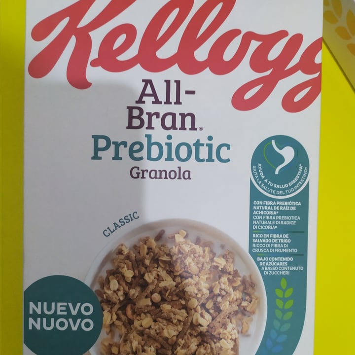 photo of Kellogg All Bran Prebiotic Granola Classic shared by @cristyglez on  21 Jul 2020 - review
