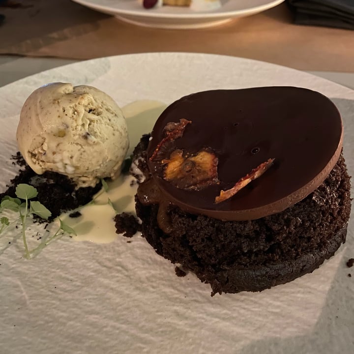 review photo of Koukoumi Vegan Hotel & Restaurant Volcano Bomb shared by @dorindigenova on 06 Dec 2021 - review