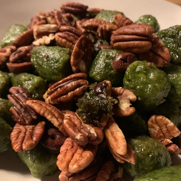 photo of Trader Joe's Kale gnocchi shared by @keeponveganon on  07 Dec 2021 - review