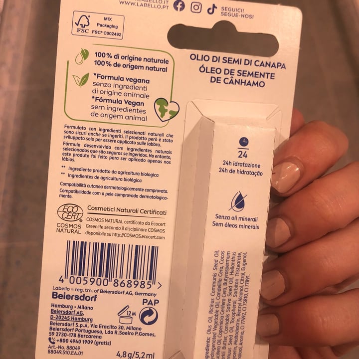 review photo of Labello Naturally Vegan - Olio di canapa e burro di karitè shared by @dariadanilowska on 17 Jul 2022 - review