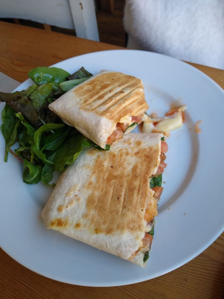 review photo of Chapter One Coffee Shop Sweet Chilli Chicken Wrap shared by @louiseestperdue on 09 Jan 2020 - review