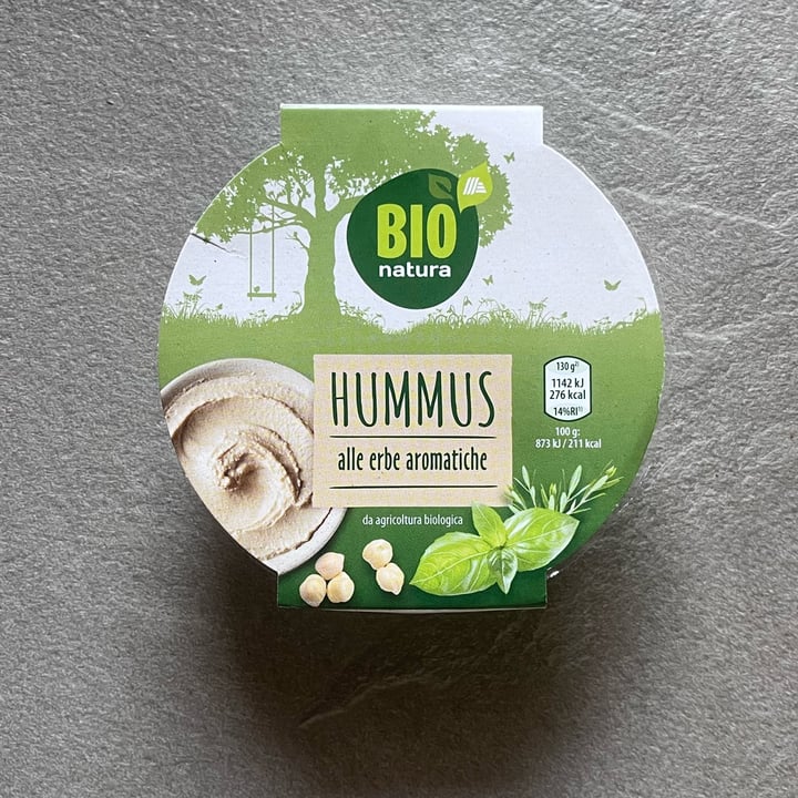 review photo of Bio Natura Hummus alle erbe aromatiche shared by @barbarascarlett on 15 May 2022 - review