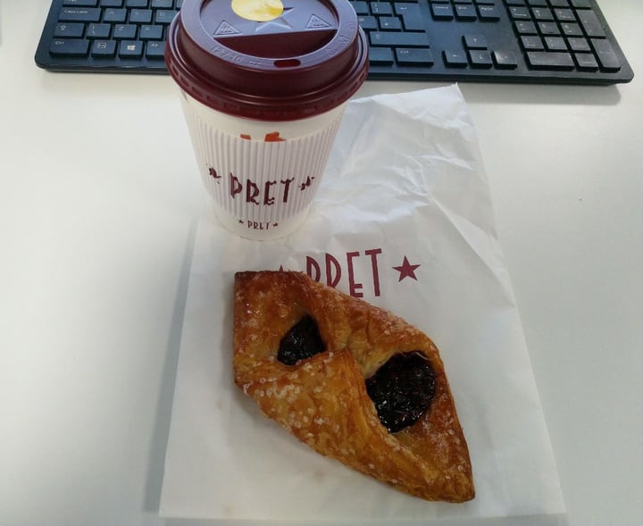photo of Pret A Manger Very Berry Croissant shared by @matthewingate on  08 Jan 2020 - review