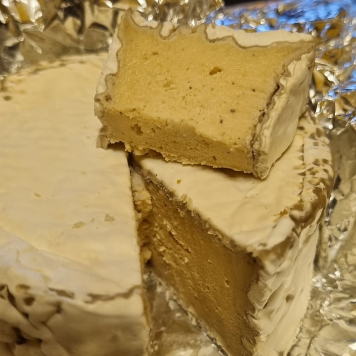 review photo of Augusta Camembert shared by @beto71 on 16 Apr 2021 - review
