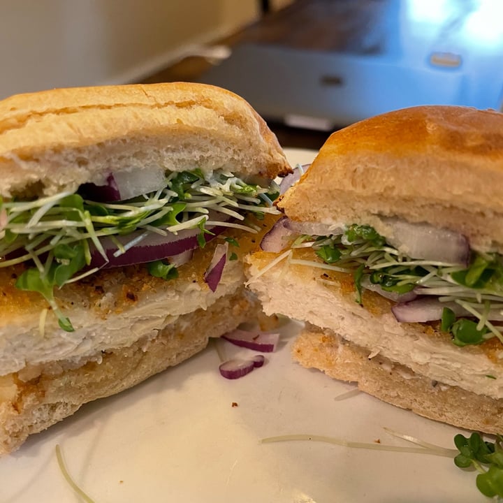 photo of Gardein Crispy Chick’n Sliders shared by @veggietable on  11 Jan 2021 - review