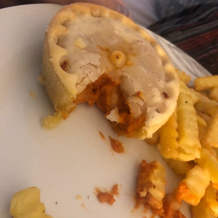 photo of Young Vegans Pie Shop West African Pie shared by @rhiannondiamxnd on  03 Aug 2021 - review
