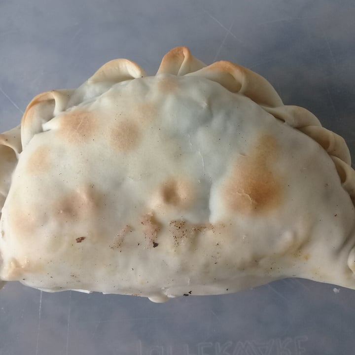review photo of Fourmi Vegan Empanada de soja shared by @hcjulieta on 09 Aug 2020 - review