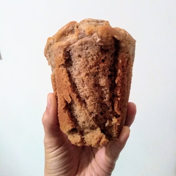 photo of Berry Bistro Muffin de manzana y canela shared by @belu22adl on  06 Oct 2022 - review