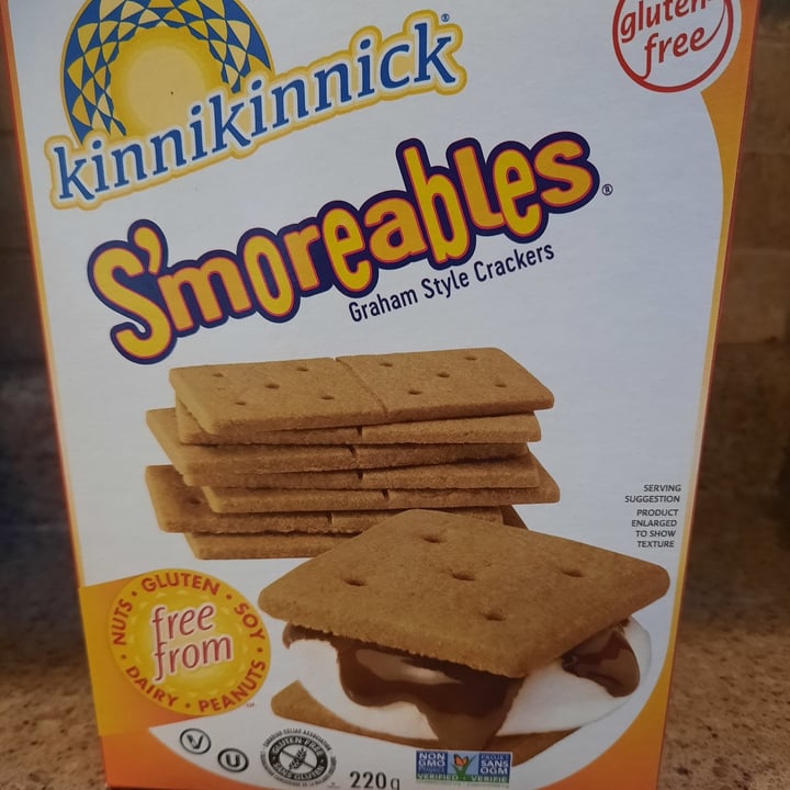 photo of Kinnikinnick S’moreables shared by @lorilamb on  30 Jun 2021 - review