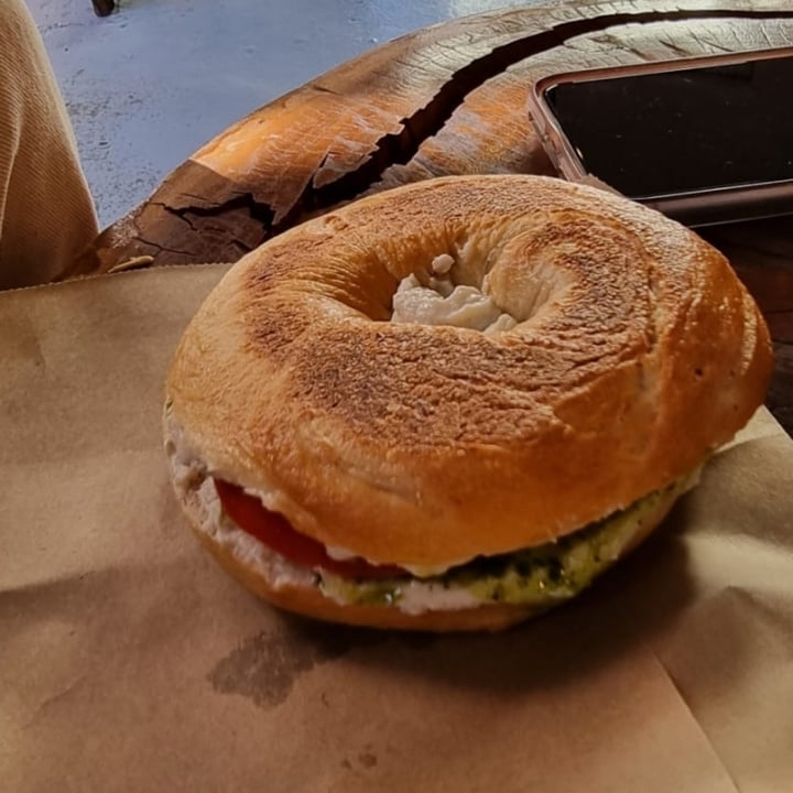 photo of Dolce Bakery Vegan Caprese Bagel shared by @sh0na on  27 Feb 2022 - review