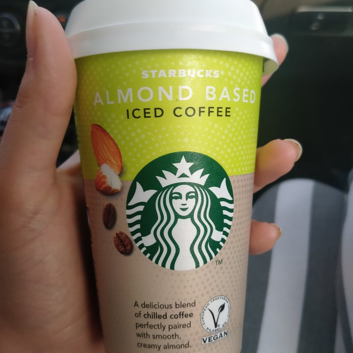 photo of Starbucks Almond Based Iced Coffee shared by @gloriagrossi on  03 Sep 2021 - review