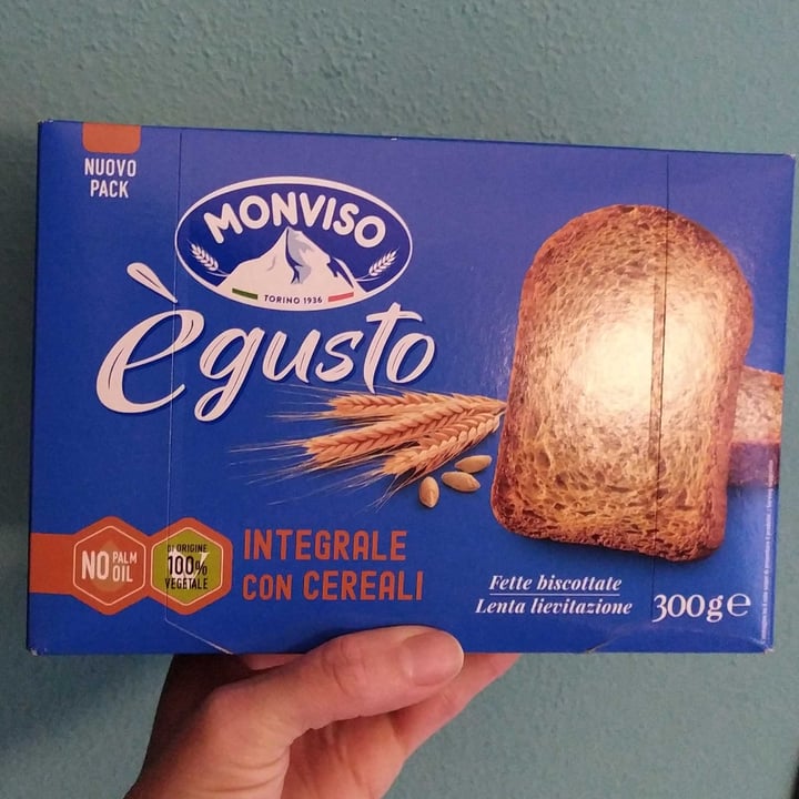 photo of Monviso fette biscottate integrali e con cereali shared by @rositarm on  29 Jan 2023 - review