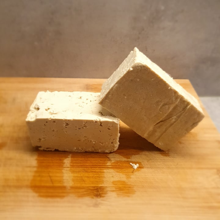 photo of Cauldron Organic Tofu shared by @v3e3r3o on  18 Feb 2021 - review