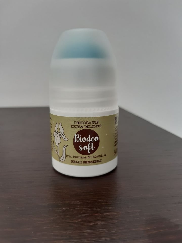 review photo of La Saponaria Biodeo soft - Iris, Bardana, Calendula (Radici) shared by @micaveg on 08 Apr 2020 - review