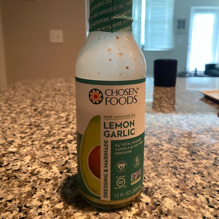 photo of Chosen Foods Lemon Garlic dressing shared by @kellylemon on  29 Apr 2020 - review